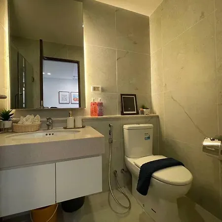 Luxury And Modern Condo In Central Chiang Mai - Astra Condo Exterior photo